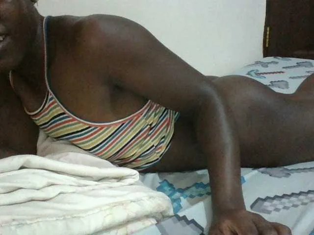 Freechat cute-nina on BongaCams