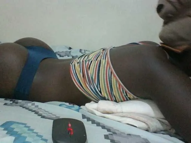 Freechat cute-nina on BongaCams