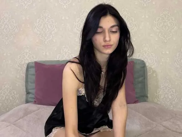 Offline Cutiepie on BongaCams