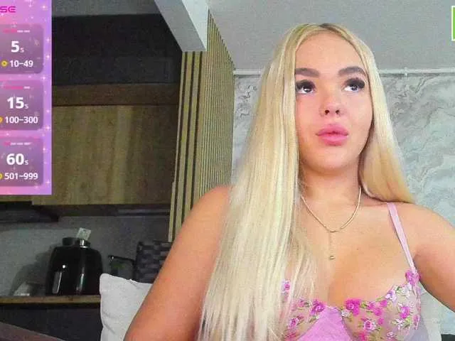 Offline DaisyAbby03 on BongaCams