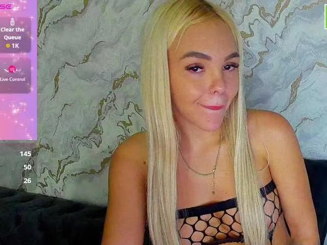 Offline DaisyAbby03 on BongaCams