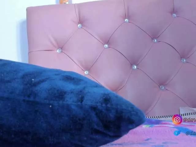 DannyOg17 from BongaCams
