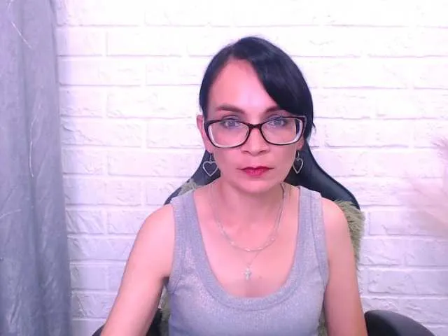 Freechat DarkOpiumX on BongaCams