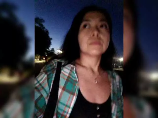 Offline dasha922 on BongaCams