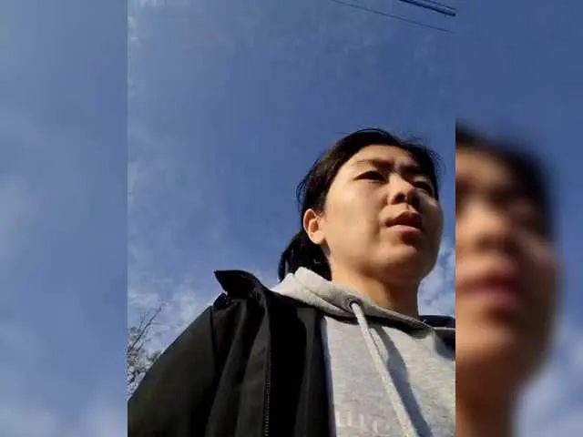 Offline dasha922 on BongaCams