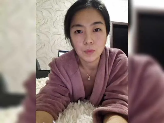 Offline dasha922 on BongaCams