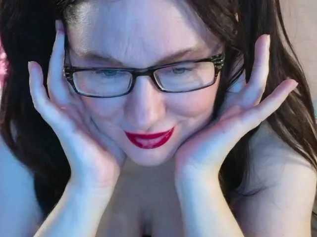 Offline DashaHart on BongaCams