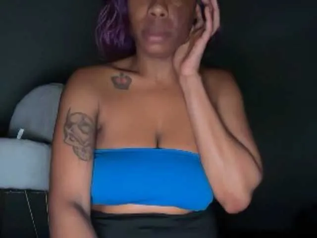 Offline DelightfulDark on BongaCams