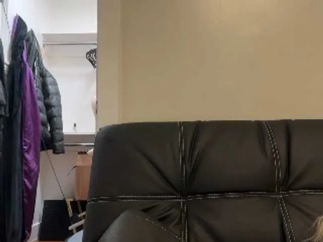 Offline DelightfulDark on BongaCams