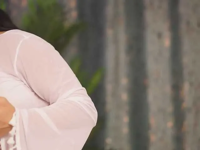 Offline DeniseBlu on BongaCams