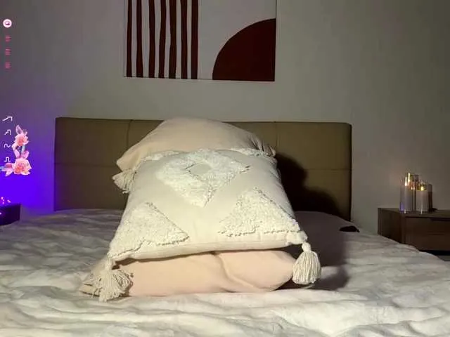 Offline DennaEffinger on BongaCams