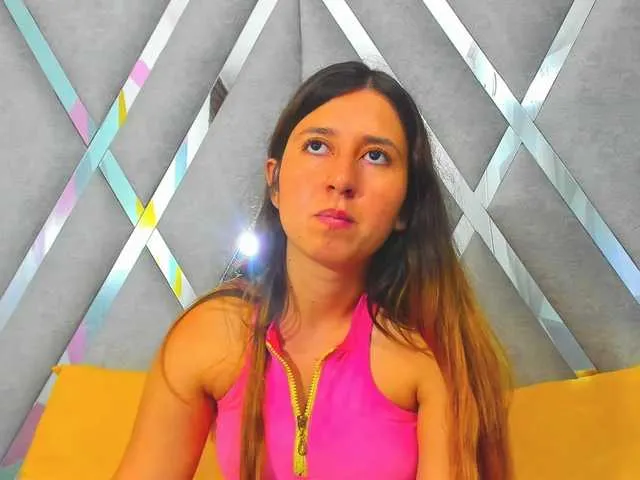 Offline DianaSmiith on BongaCams