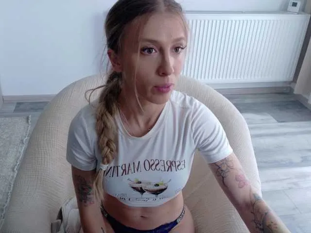 Offline DiddySweet1 on BongaCams