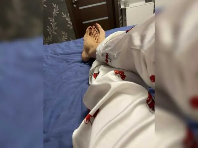 Offline Dii-6 on BongaCams