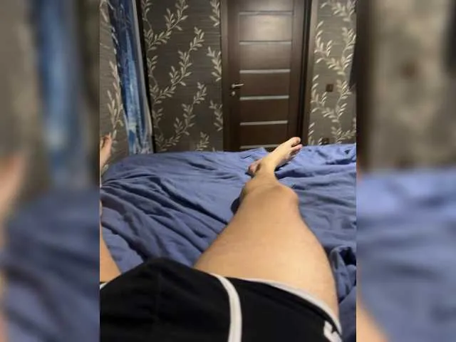 Offline Dii-6 on BongaCams