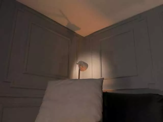 Offline DominiqueVega on BongaCams