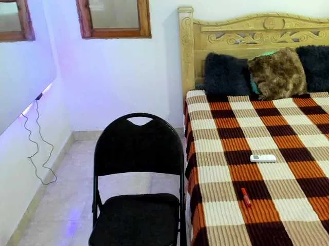 Offline dr-jolie on BongaCams