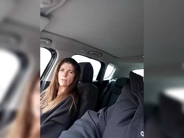 Offline Dreamlove20 on BongaCams