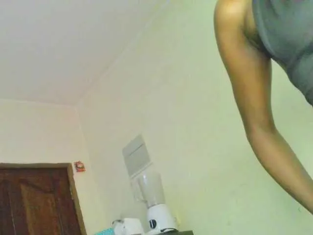 Offline dreamyher on BongaCams