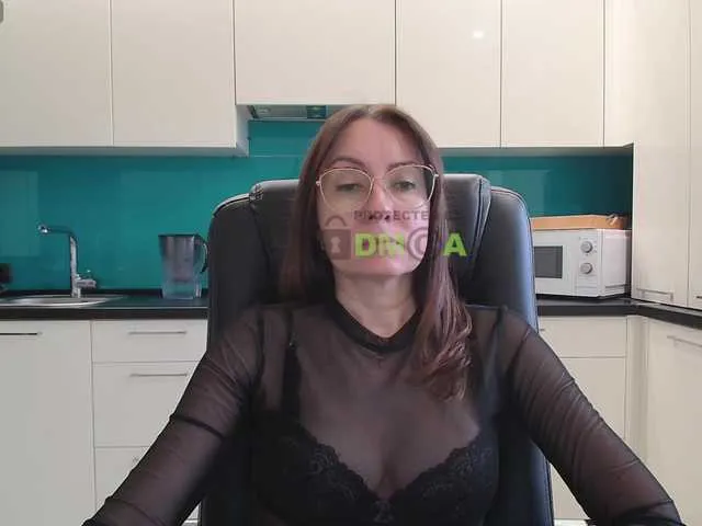 Offline dulcesiomar8 on BongaCams