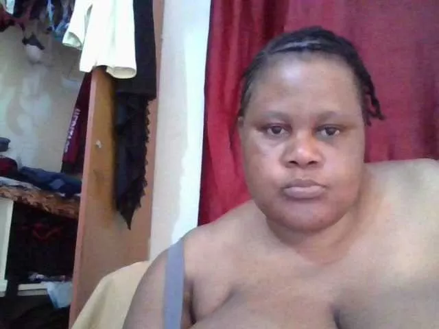 Offline Ebonymagixs on BongaCams