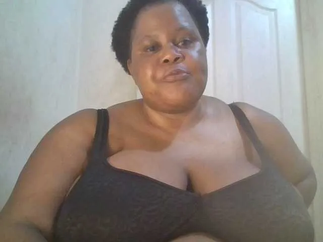 Offline Ebonymagixs on BongaCams