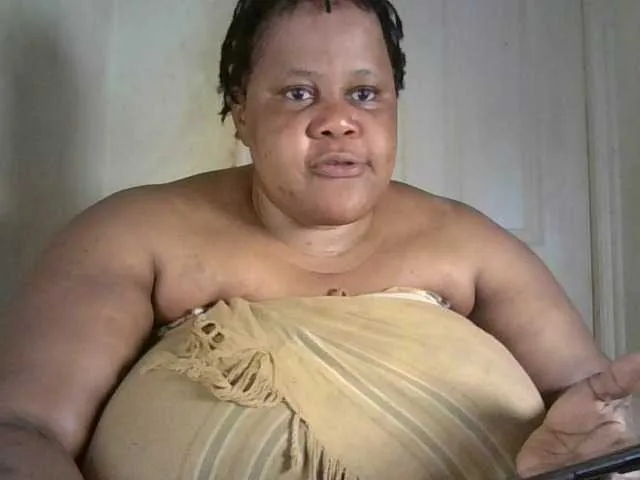 Offline Ebonymagixs on BongaCams