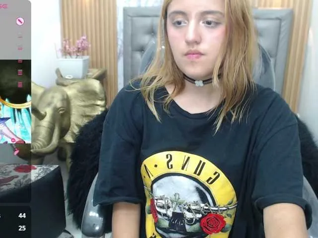 Offline Eilish-hall on BongaCams