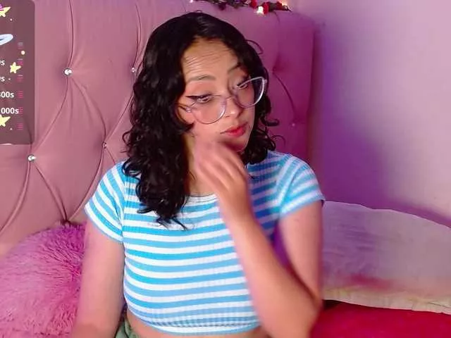 Freechat ela-peach on BongaCams