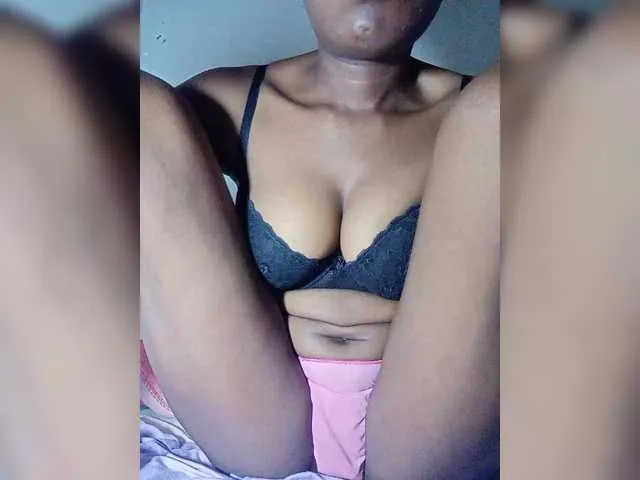 Offline Elisa571 on BongaCams