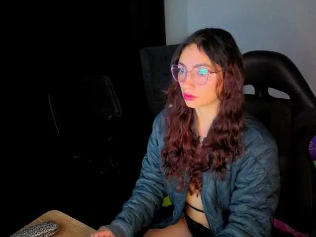 Offline Elizabeth911 on BongaCams