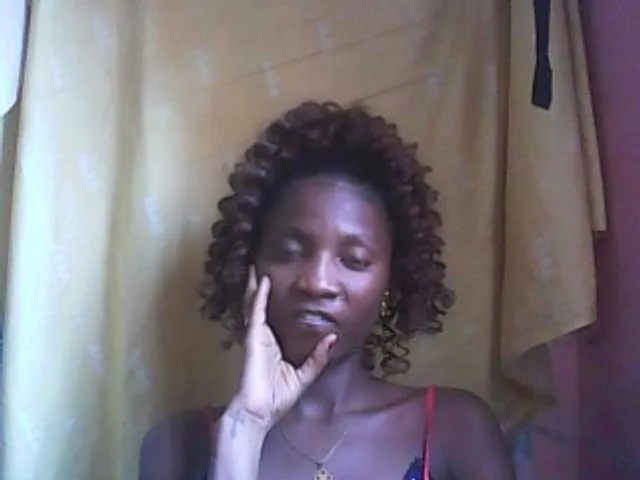 Offline Elizahhh on BongaCams