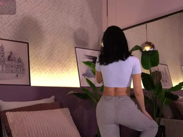 ElleDiane on BongaCams 