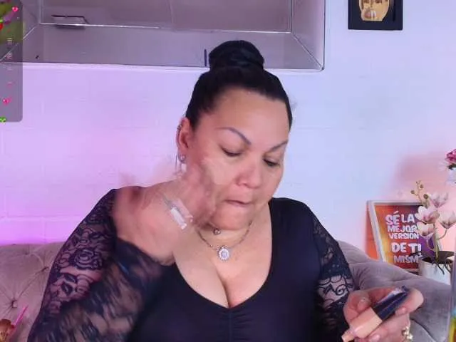 Offline EllenaBoobs on BongaCams