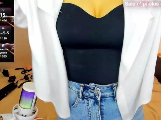 ElliMilka from BongaCams
