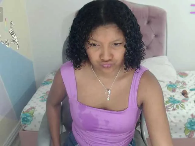 Offline elly-willis on BongaCams