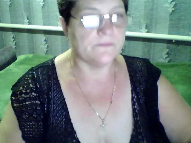 Offline ElzaJewel on BongaCams