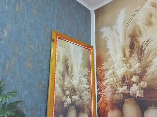 Offline EmaMiller on BongaCams