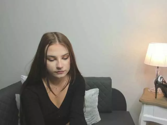 Offline EmilyDirty on BongaCams