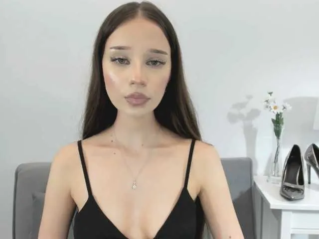 Offline EmilyDirty on BongaCams