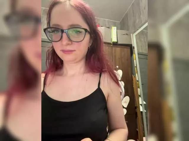 emma4you from BongaCams