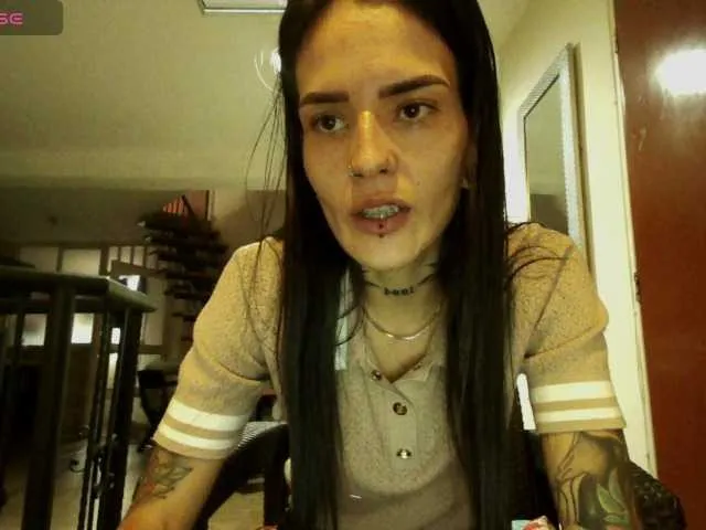 Offline emmaherby1 on BongaCams