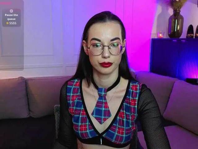 Offline EmmaJakson on BongaCams