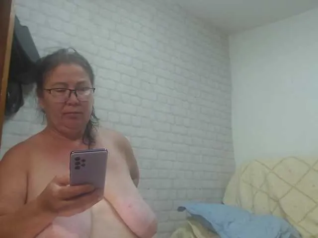 emmasquirt69's avatar