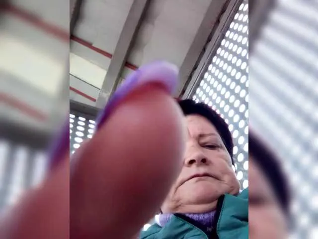 Offline Empresswoman on BongaCams