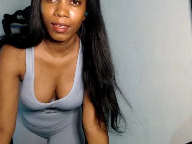 Offline Enchantriss on BongaCams