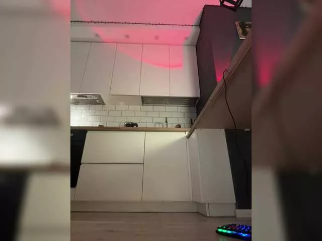 Offline EnlivenLuv on BongaCams