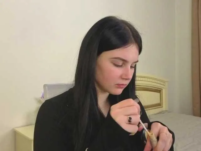 Offline EnricaElis on BongaCams