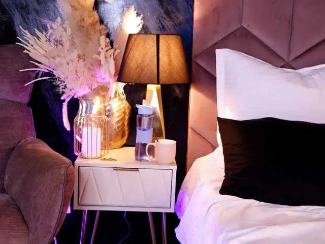 Offline EvaRayne on BongaCams