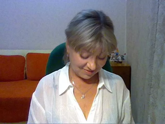 Offline EvaSmith1 on BongaCams